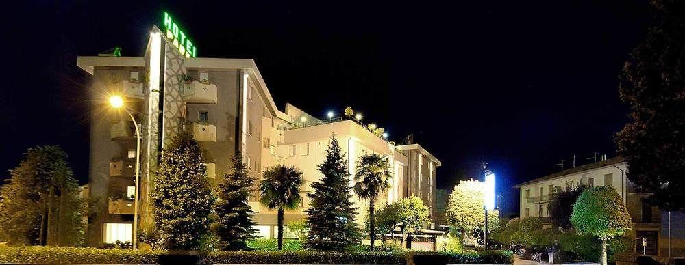 Hotel Park คาสติญโญน ฟิโอเรนทิโน ภายนอก รูปภาพ