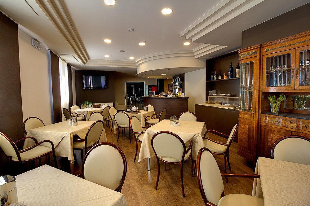 Hotel Park คาสติญโญน ฟิโอเรนทิโน ภายนอก รูปภาพ